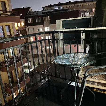 Sunny Prishtina Apartment Пристина Екстериор снимка